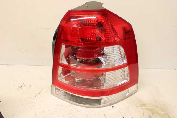 FEU ARRIERE DROIT OPEL ZAFIRA B 2/2008+ - Vue 1